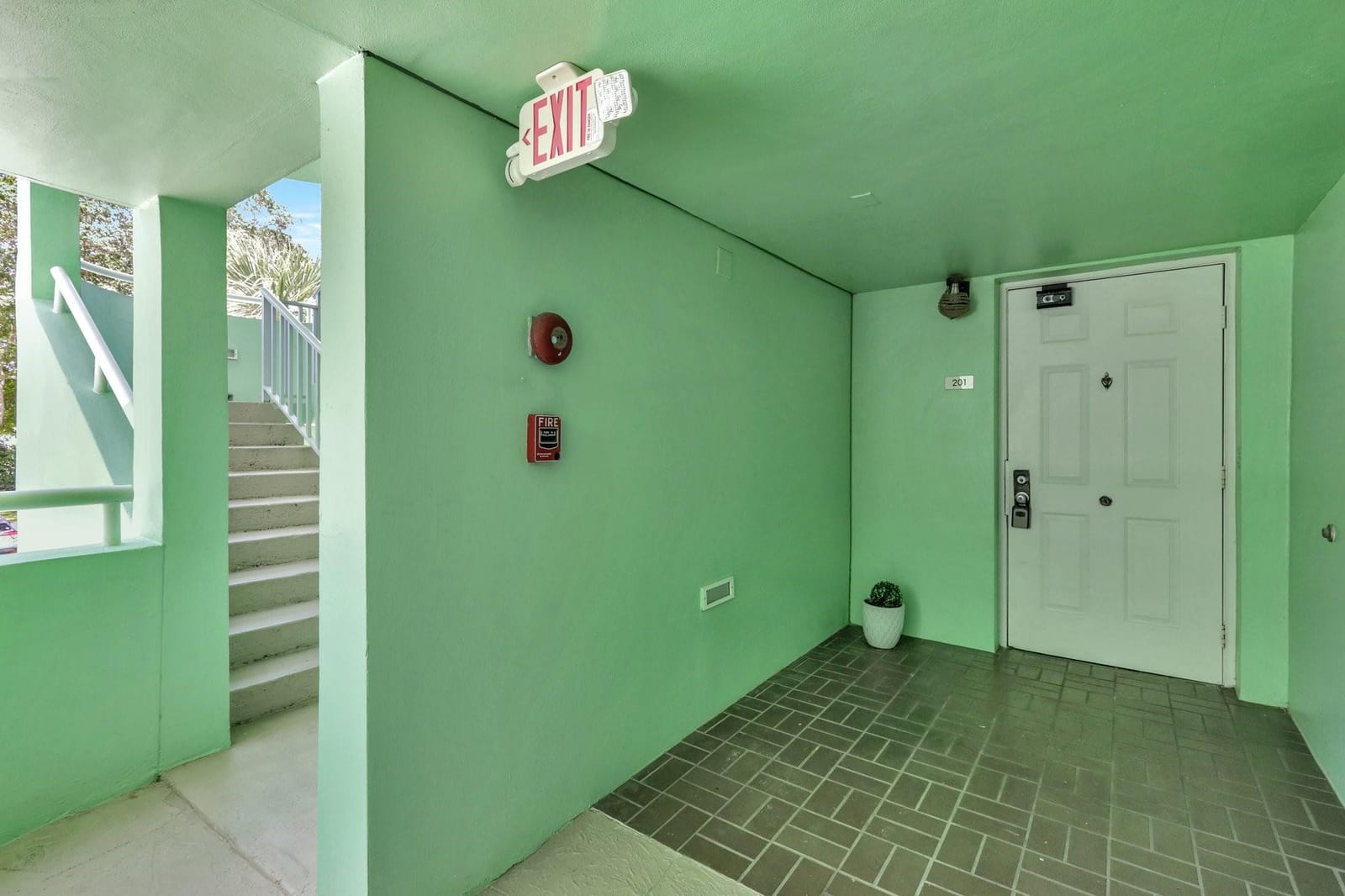 5884 Morningstar Circle 201, Delray Beach, FL 33484 photo 15