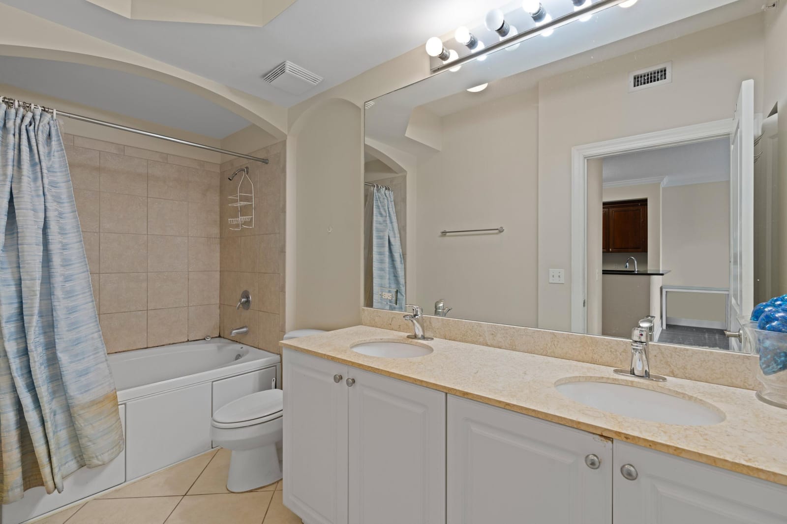 1660 Renaissance Commons Boulevard 2629, Boynton Beach, FL 33426 photo 10
