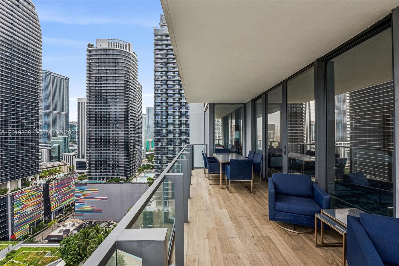 88 SW 7th Street 2111, Miami, FL 33130 photo 2