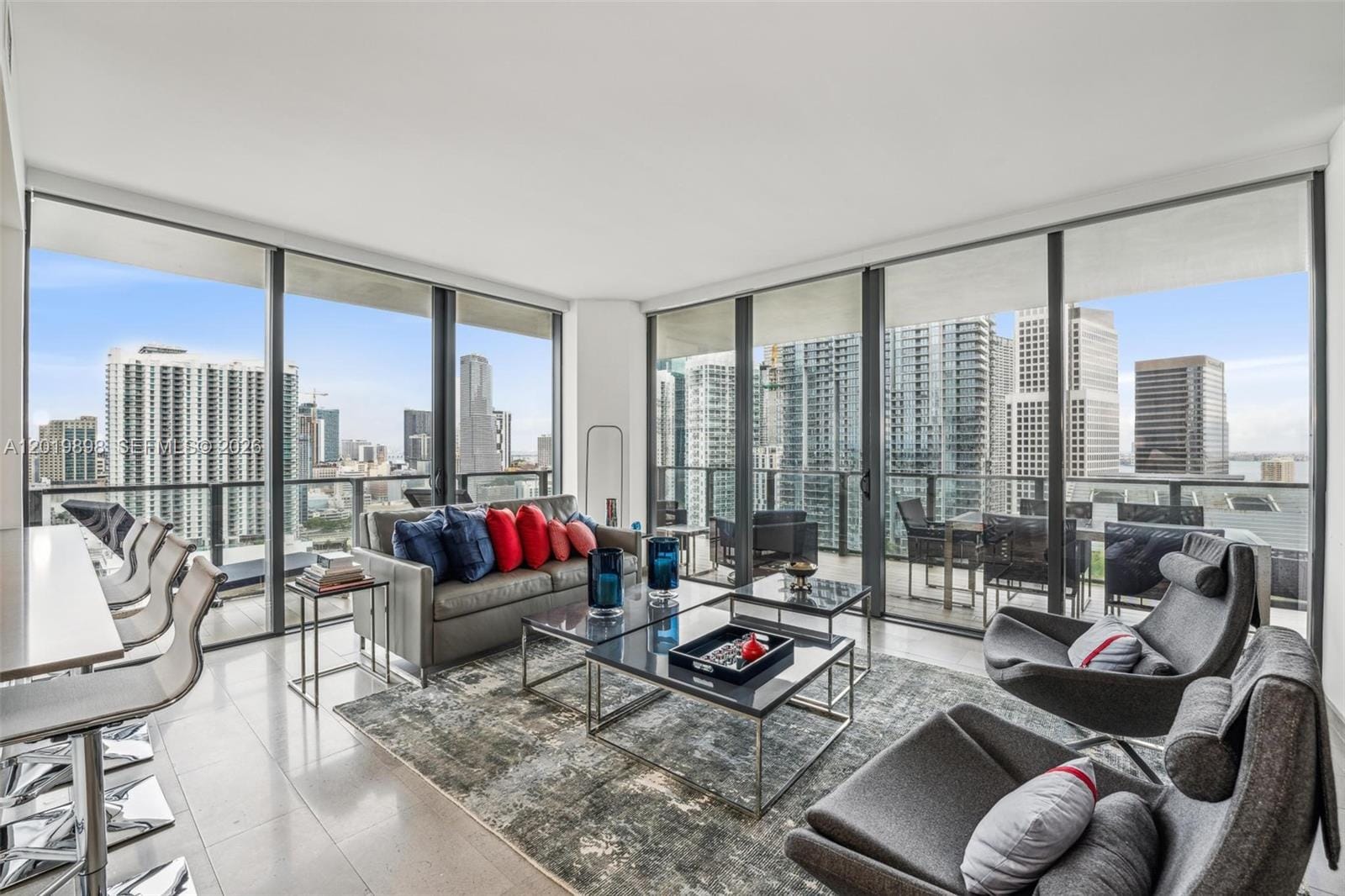 88 SW 7th Street 2111, Miami, FL 33130 photo 12