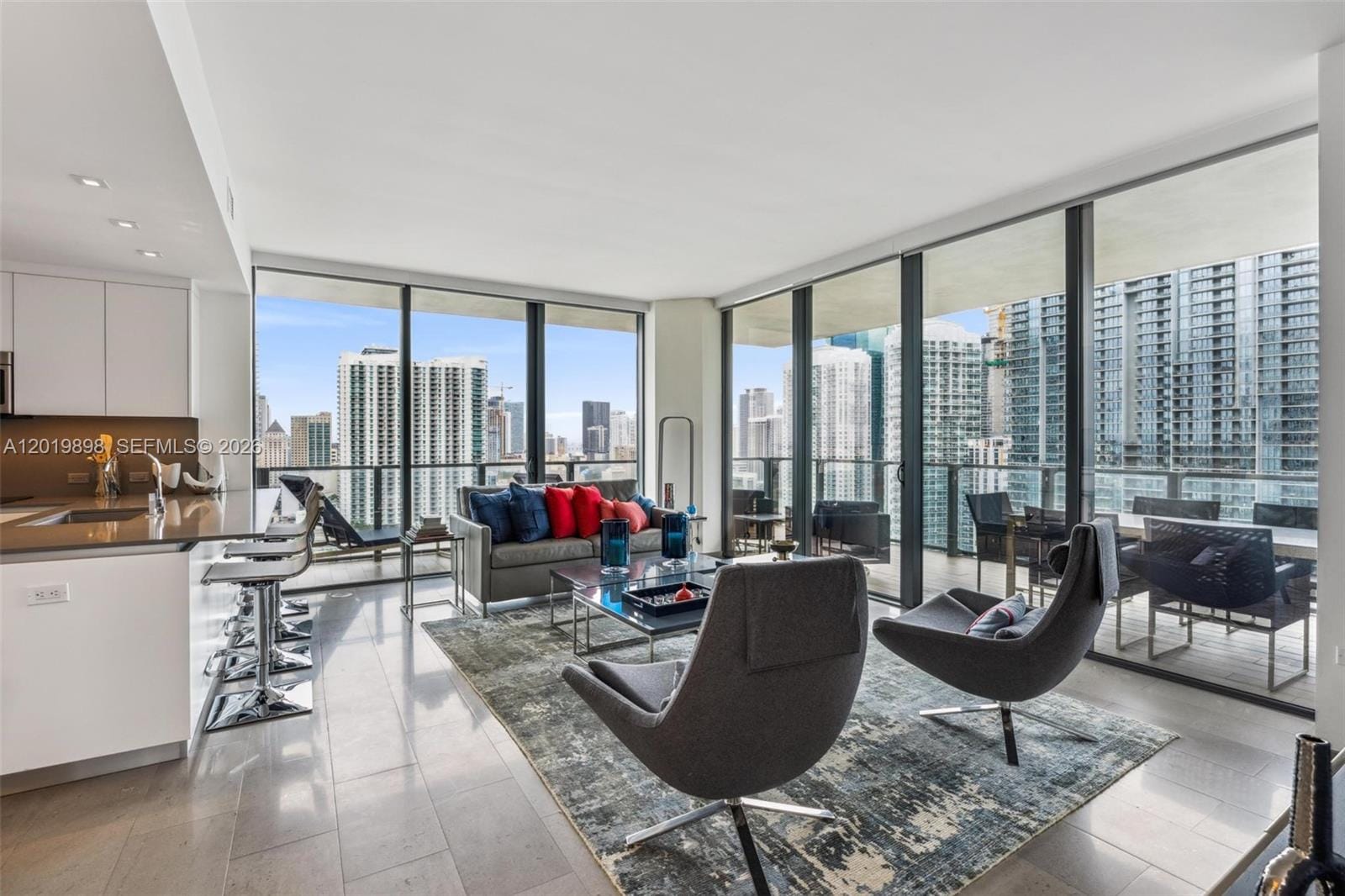 88 SW 7th Street 2111, Miami, FL 33130 photo 14