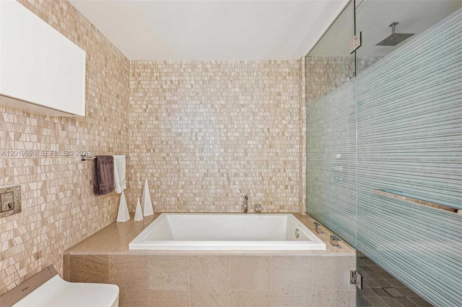 88 SW 7th Street 2111, Miami, FL 33130 photo 19
