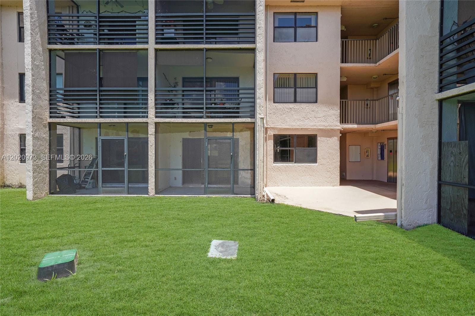 10466 Sunrise Lakes Boulevard 107, Sunrise, FL 33322 photo 20