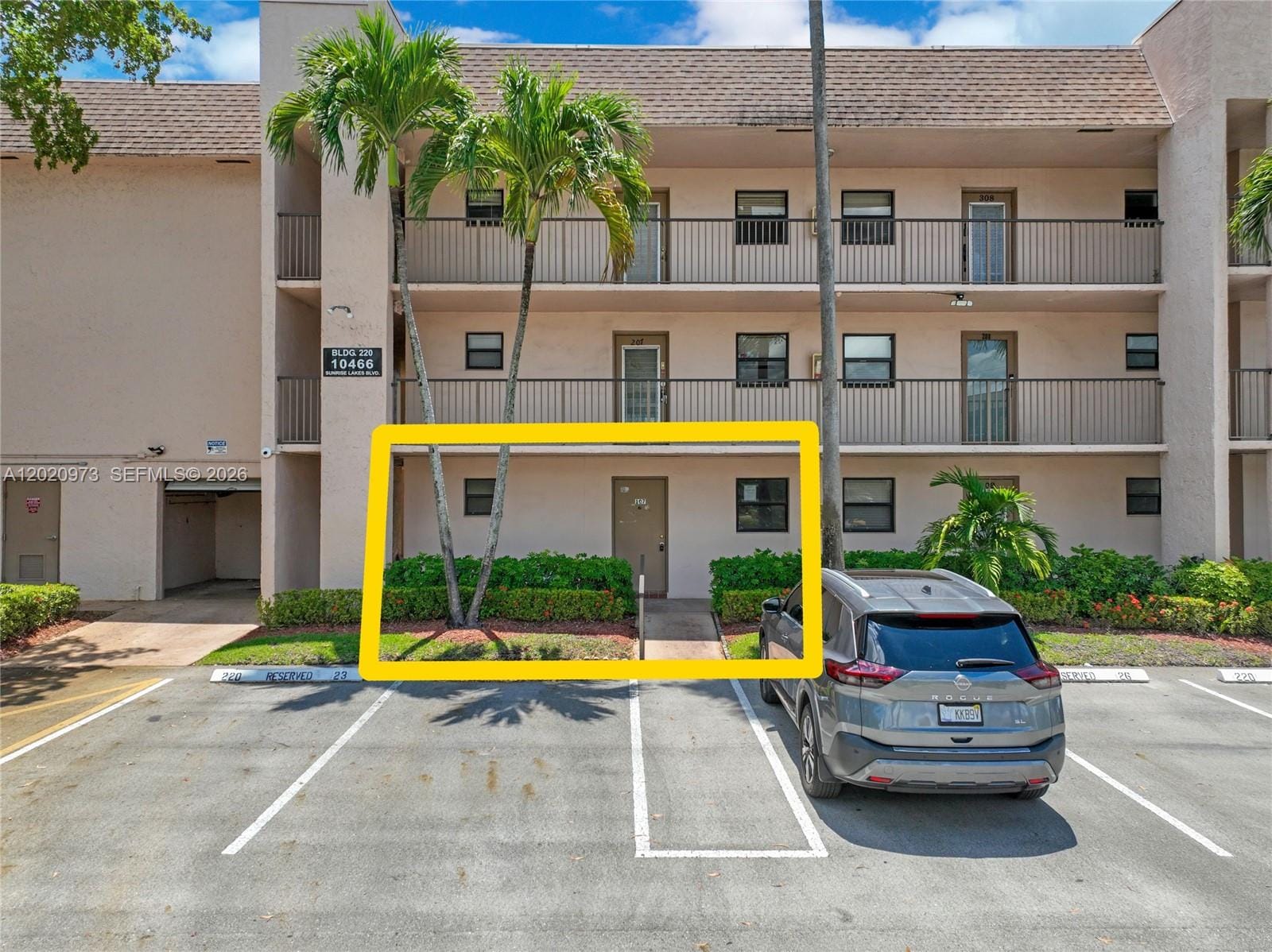 10466 Sunrise Lakes Boulevard 107, Sunrise, FL 33322 photo 21