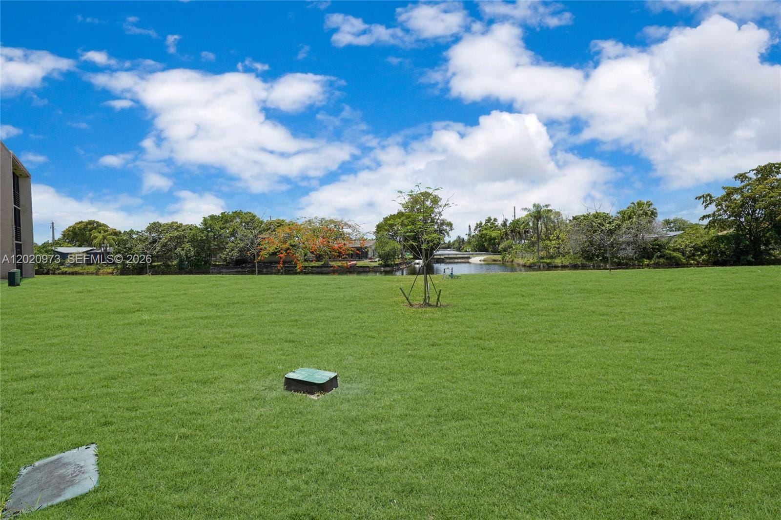 10466 Sunrise Lakes Boulevard 107, Sunrise, FL 33322 photo 22