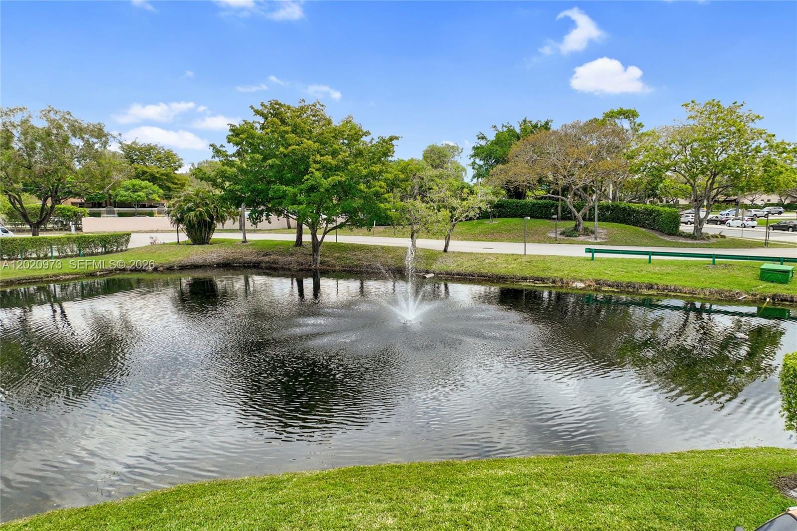 10466 Sunrise Lakes Boulevard 107, Sunrise, FL 33322 photo 23