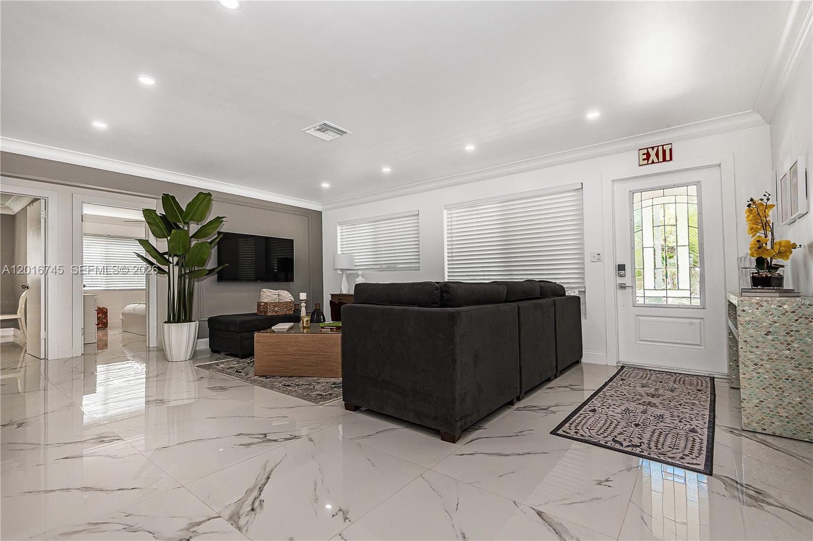1521 Arthur Street 1521 — photo 8