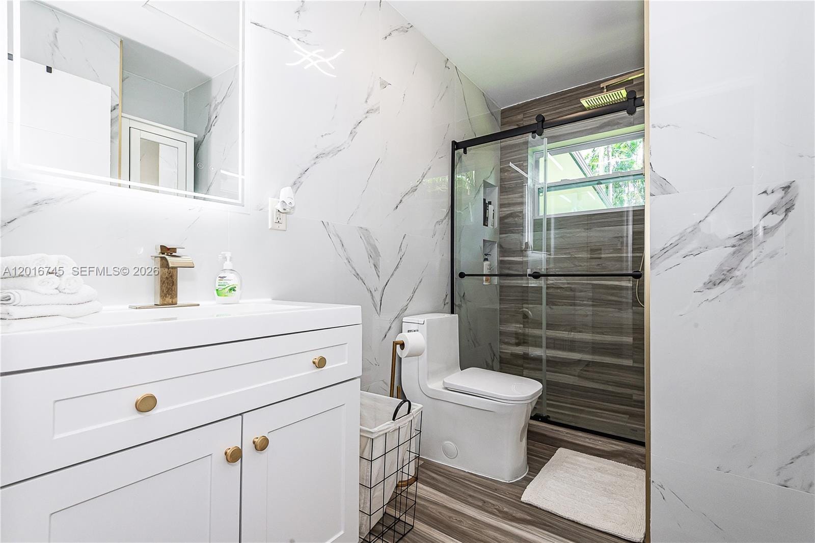 1521 Arthur Street 1521 — photo 10