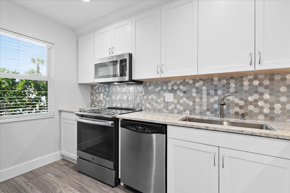 178 Lake Susan Lane, West Palm Beach, FL 33411, West Palm Beach