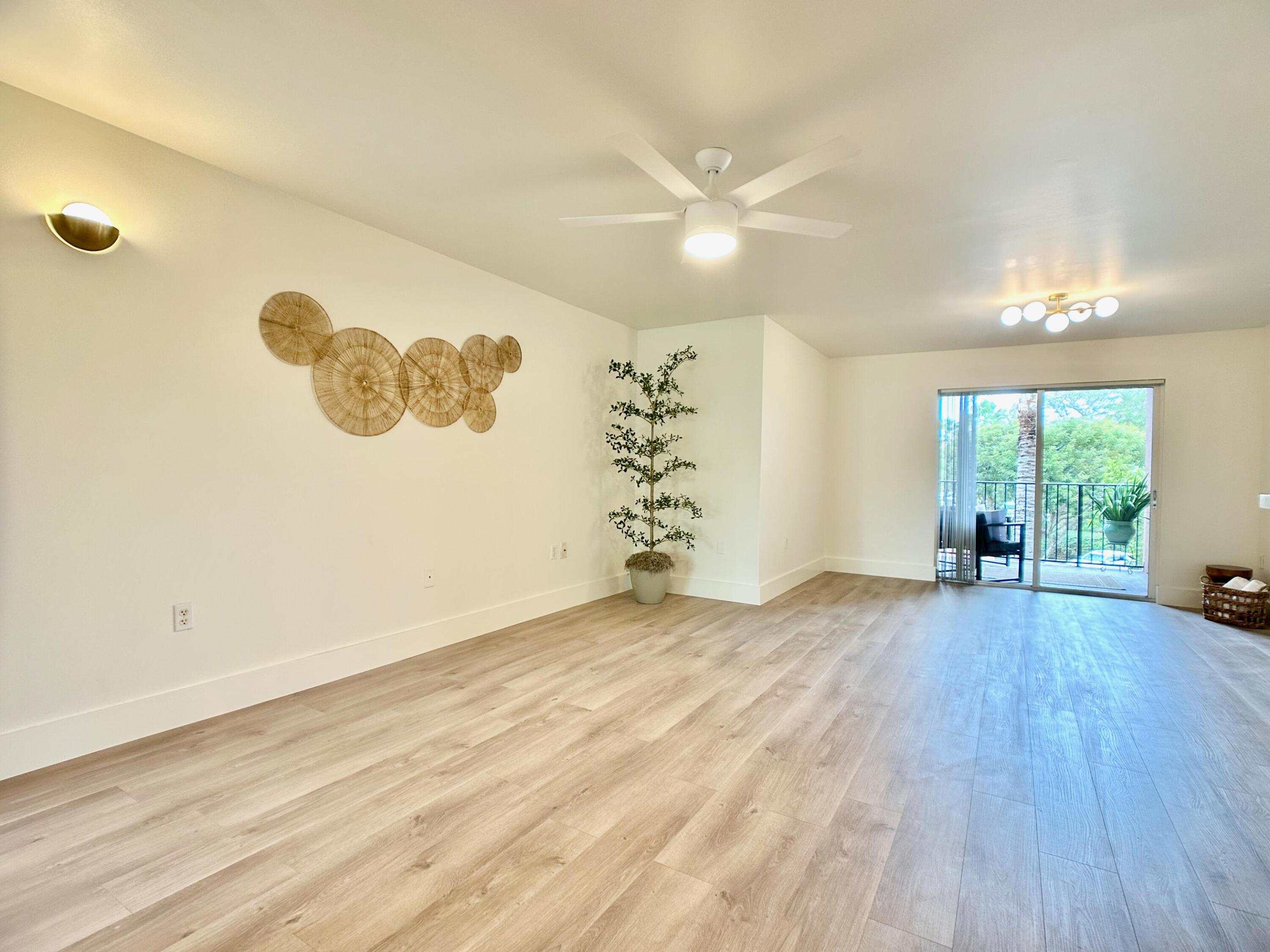 700 Scotia Drive 305, Hypoluxo, FL 33462, Hypoluxo