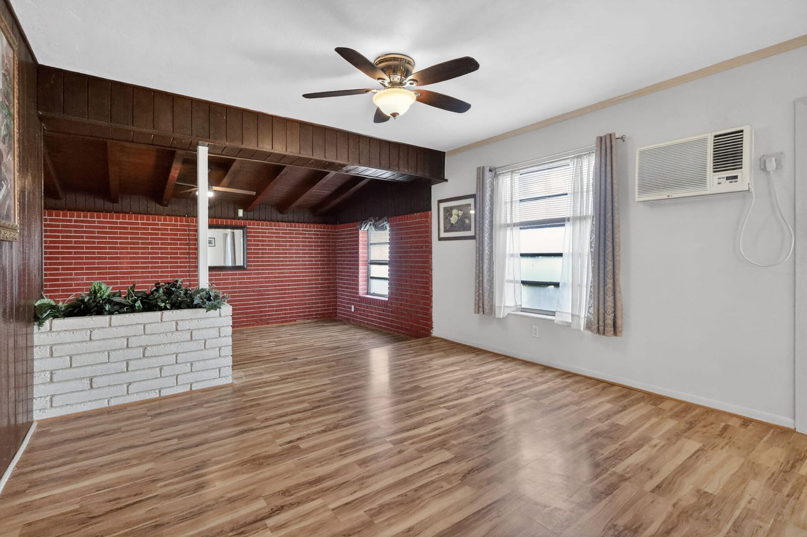 20131 NW 14th Place, Miami Gardens, FL 33169 photo 13