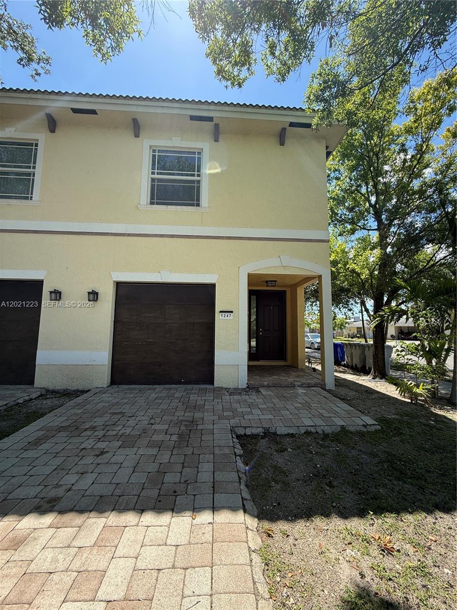1247 NE 23rd Avenue, Pompano Beach, FL 33062