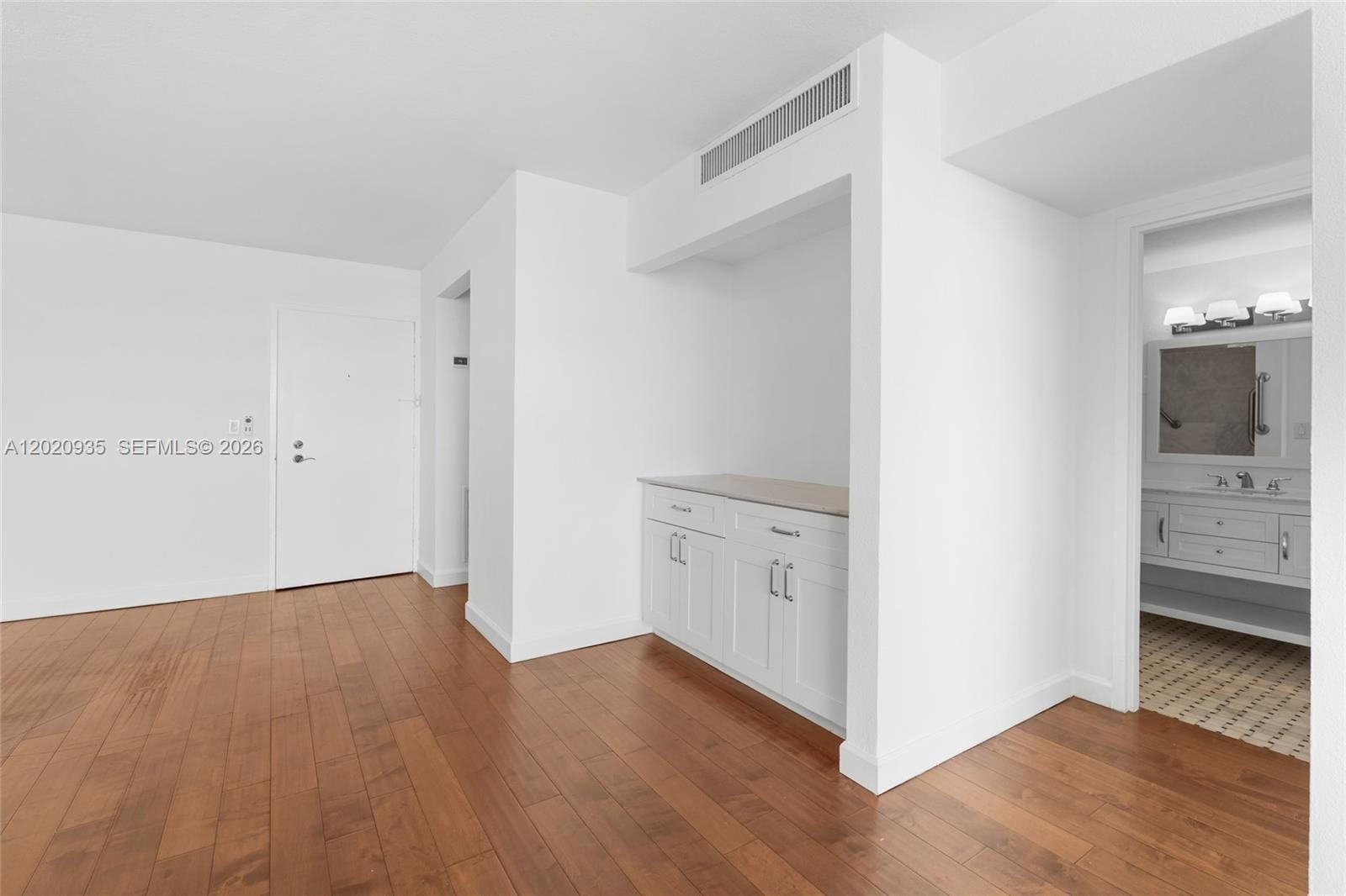 800 W Ave 527 527, Miami Beach, FL 33139 photo 17
