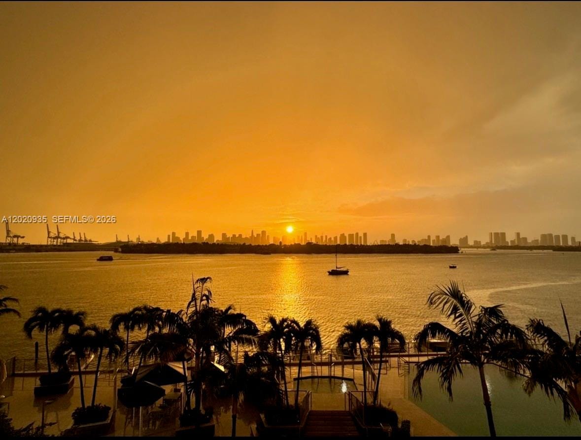 800 W Ave 527 527, Miami Beach, FL 33139 photo 23