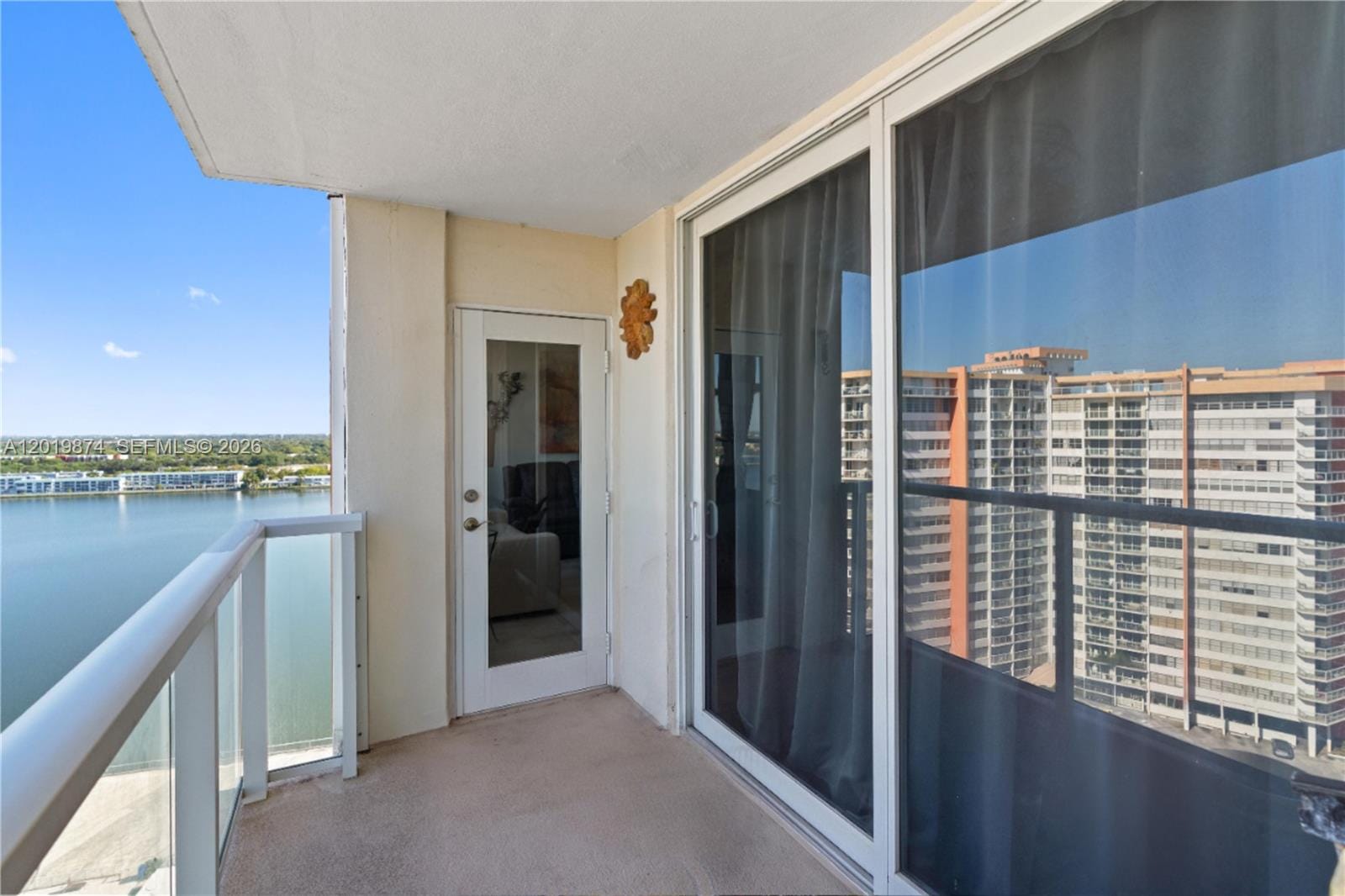 1351 NE Miami Gardens Drive 1603E — photo 3