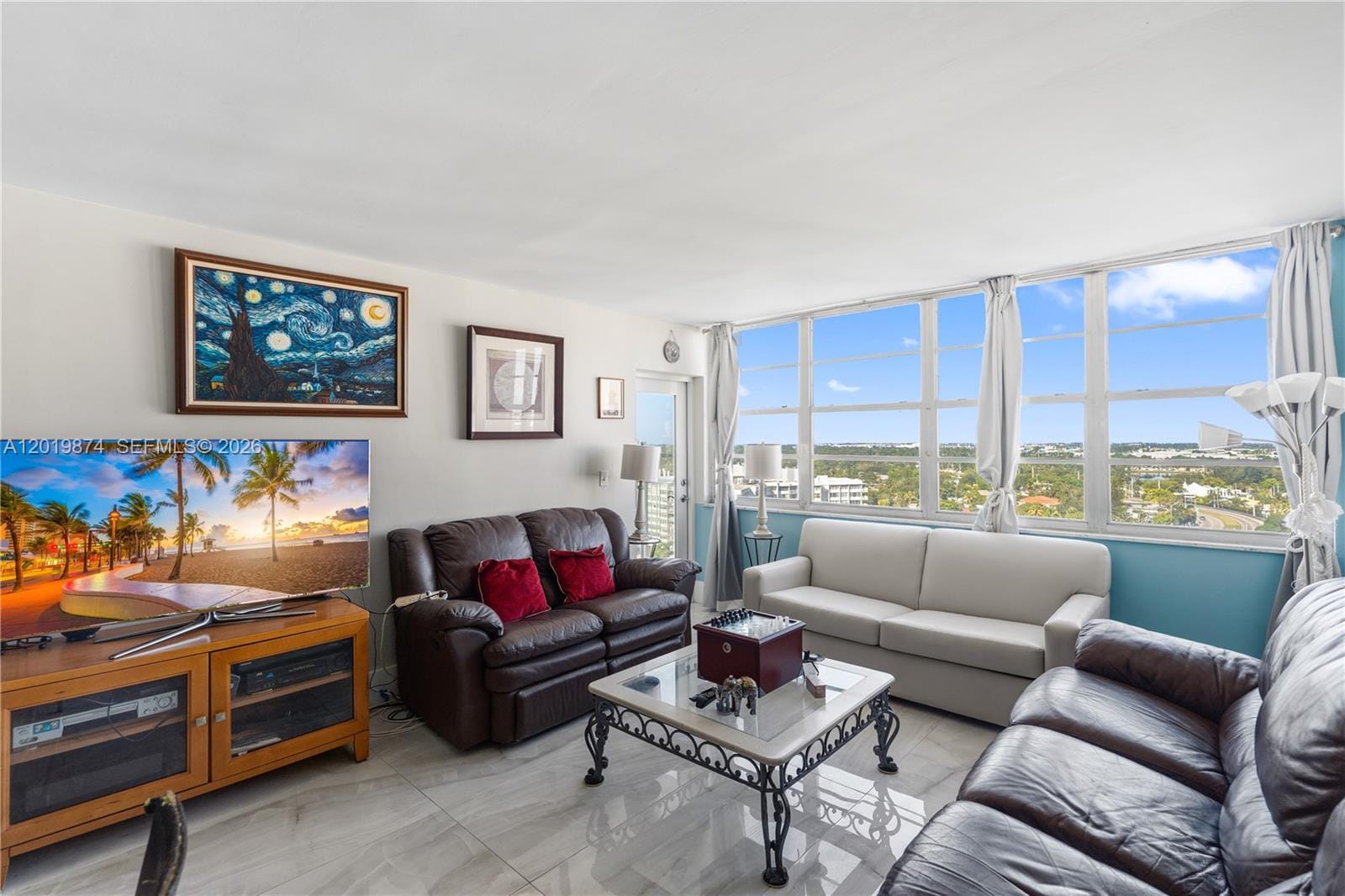 1351 NE Miami Gardens Drive 1603E — photo 8