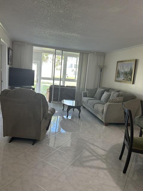 8020 Sunrise Lakes Drive N 111, Sunrise, FL 33322, Sunrise