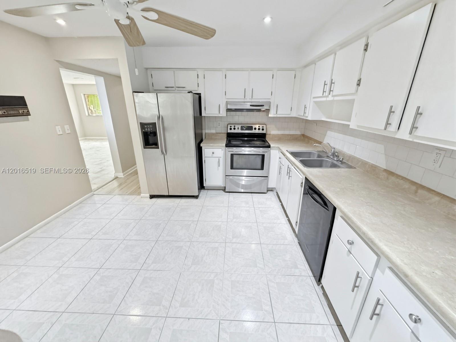8670 Bridle Path Court 111A, Davie, FL 33328 photo 15