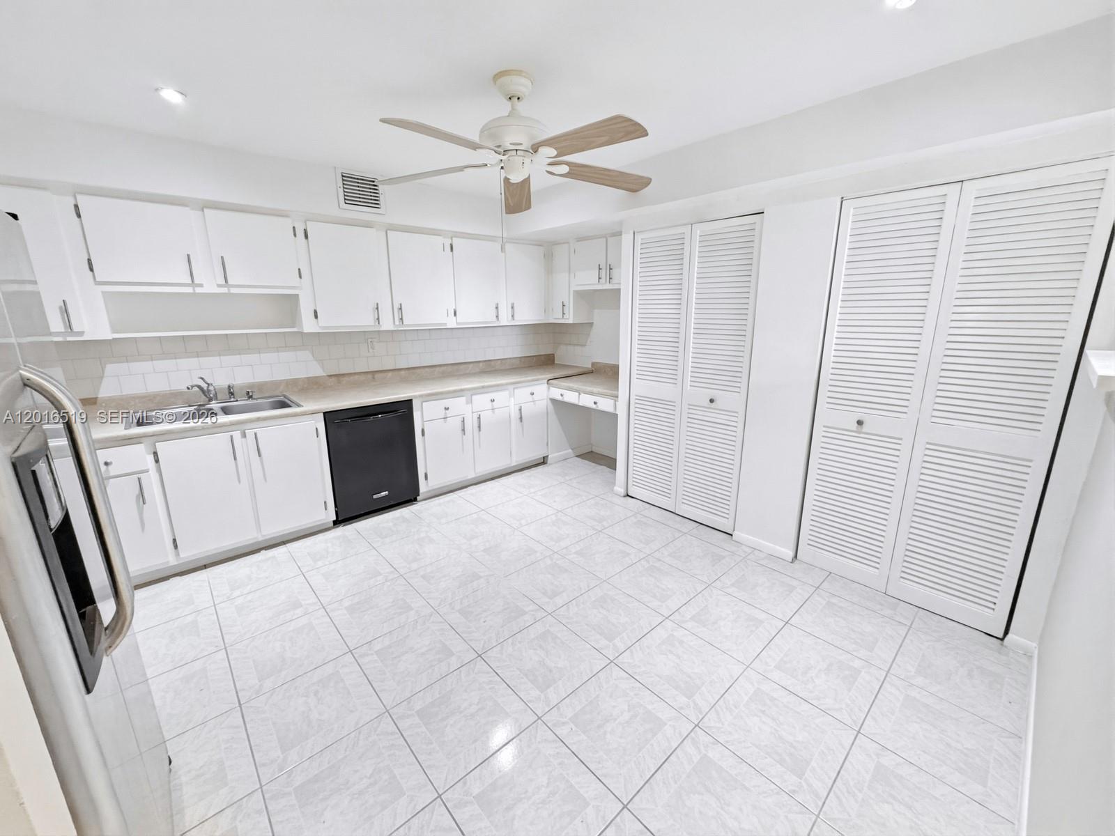 8670 Bridle Path Court 111A, Davie, FL 33328 photo 16