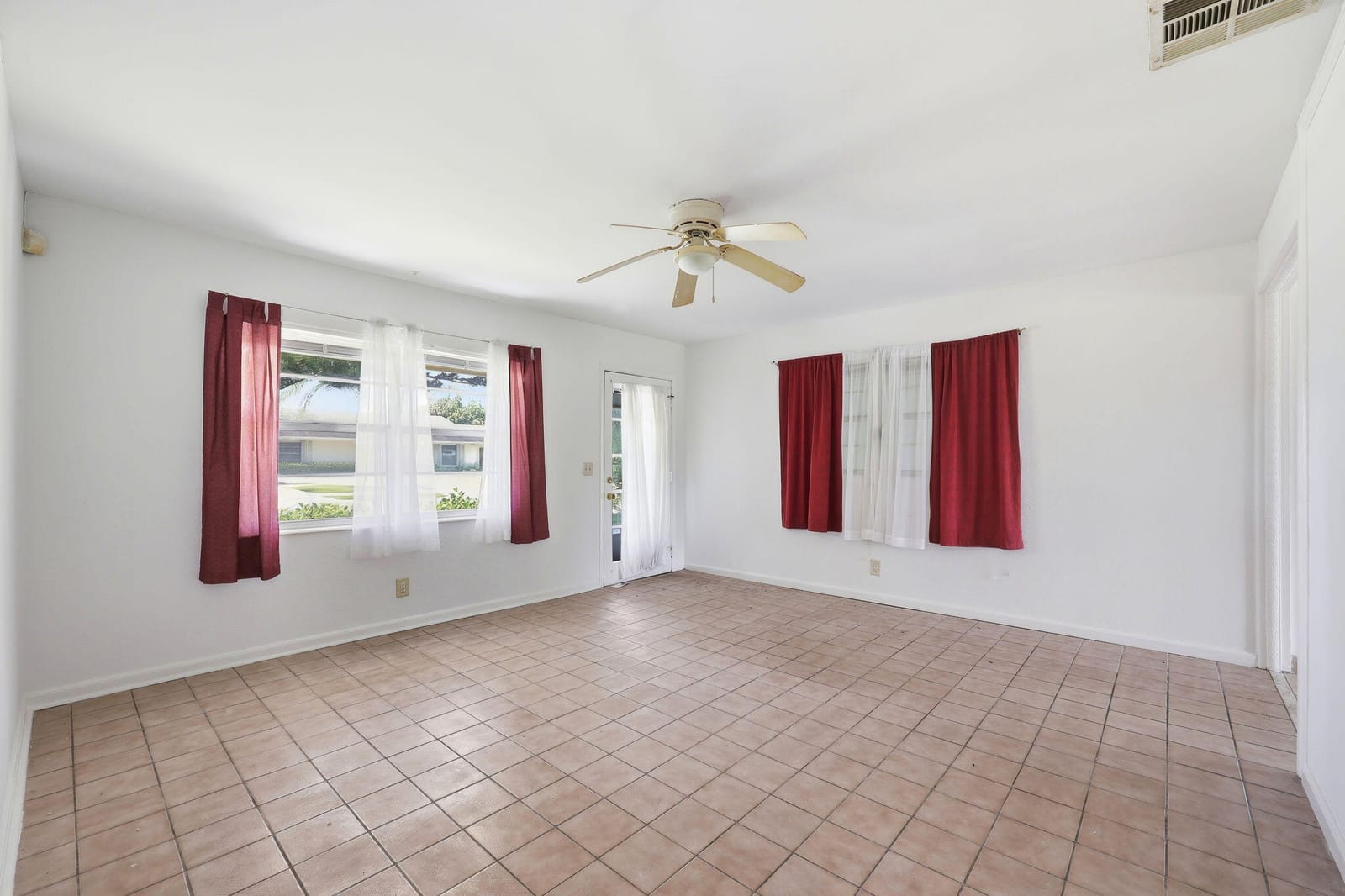 115 SE 11th Avenue, Boynton Beach, FL 33435 photo 4