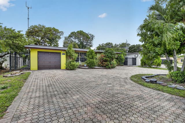 6768 Pansy Drive, sold in Miramar Isles, Miramar, FL