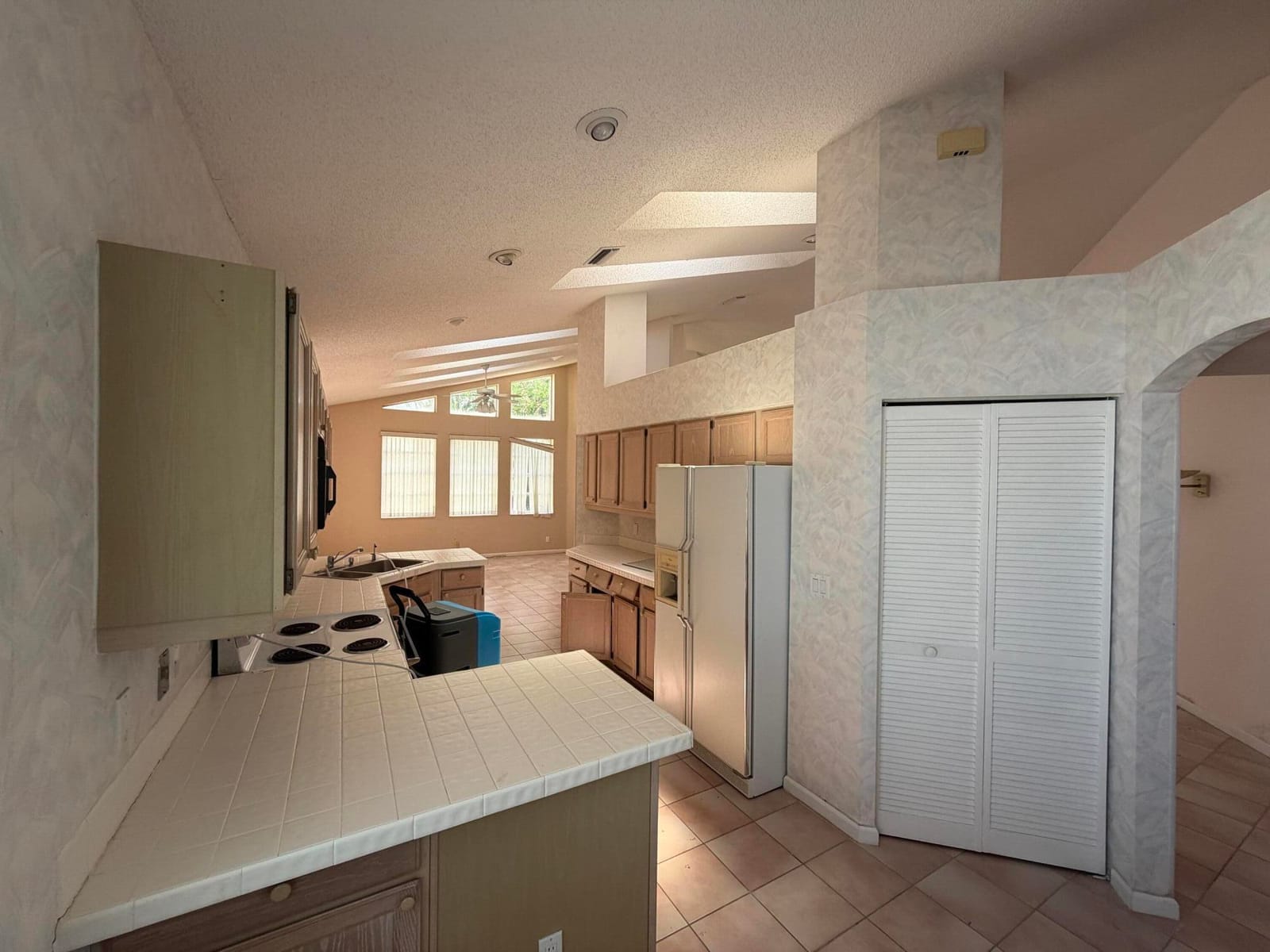 9106 Baybury Lane — photo 4