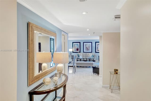 520 Brickell Key Drive A914, Brickell Key, Miami, FL