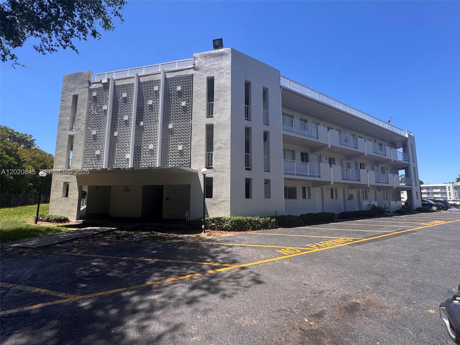7737 SW 88th Street C106, Miami, FL 33156, Miami