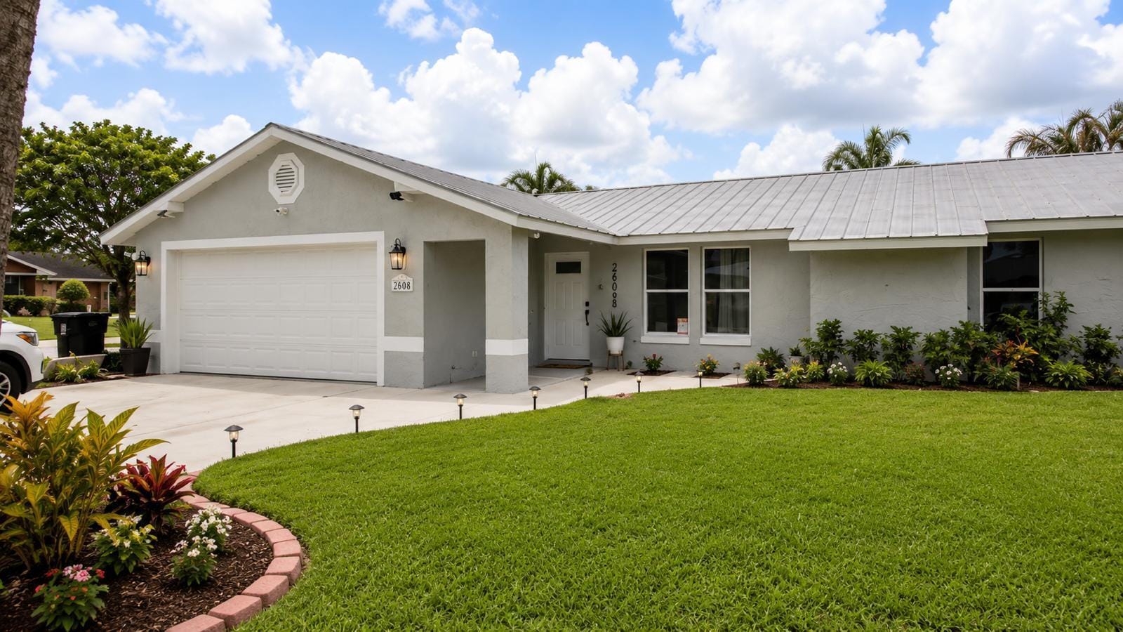 2068 SE Triumph Road — photo 3