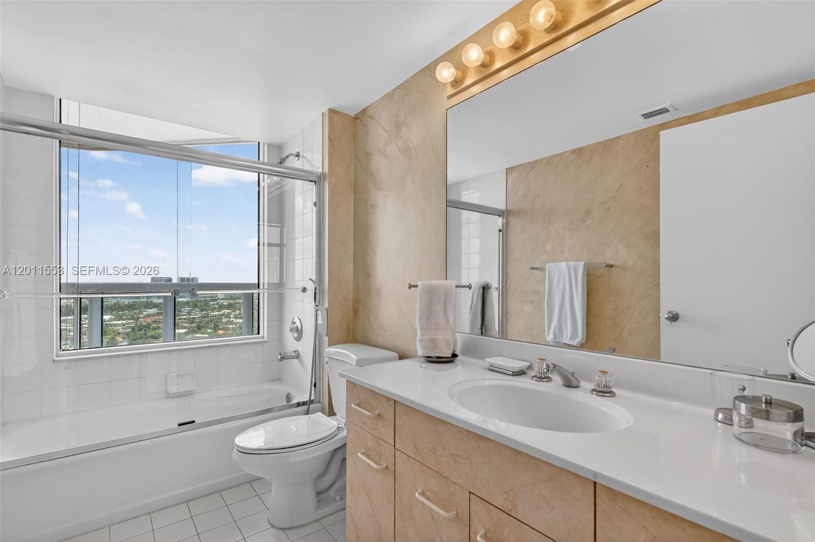 21205 Yacht Club Drive 2409, Aventura, FL 33180 photo 25