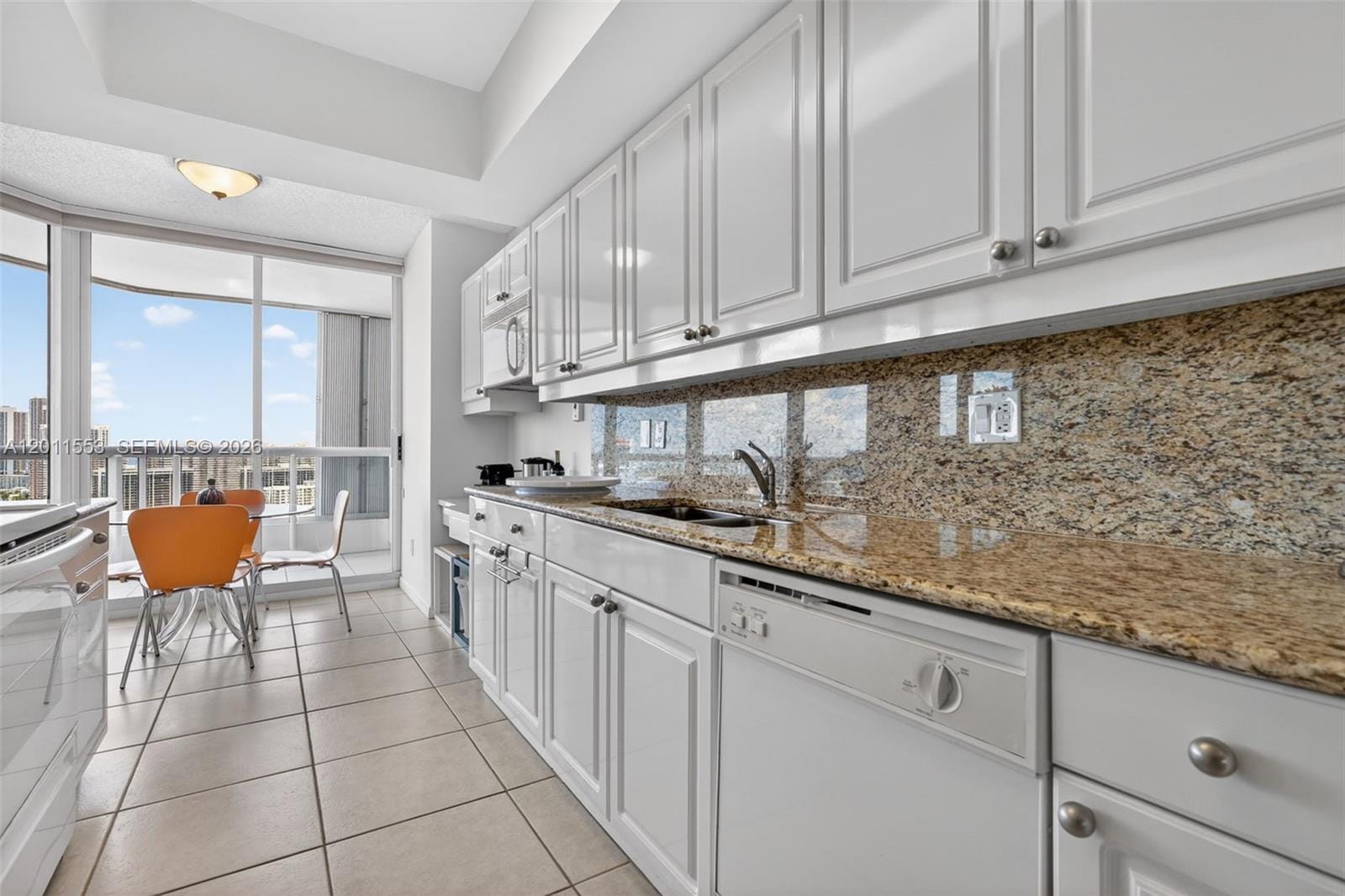 21205 Yacht Club Drive 2409, Aventura, FL 33180 photo 10