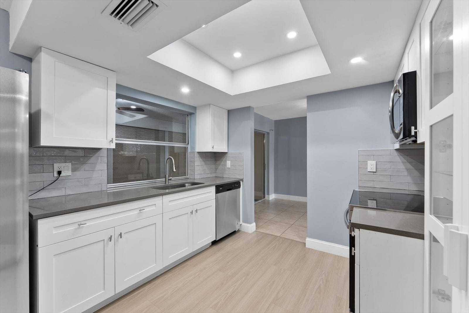 901 NW 49th Street — photo 3