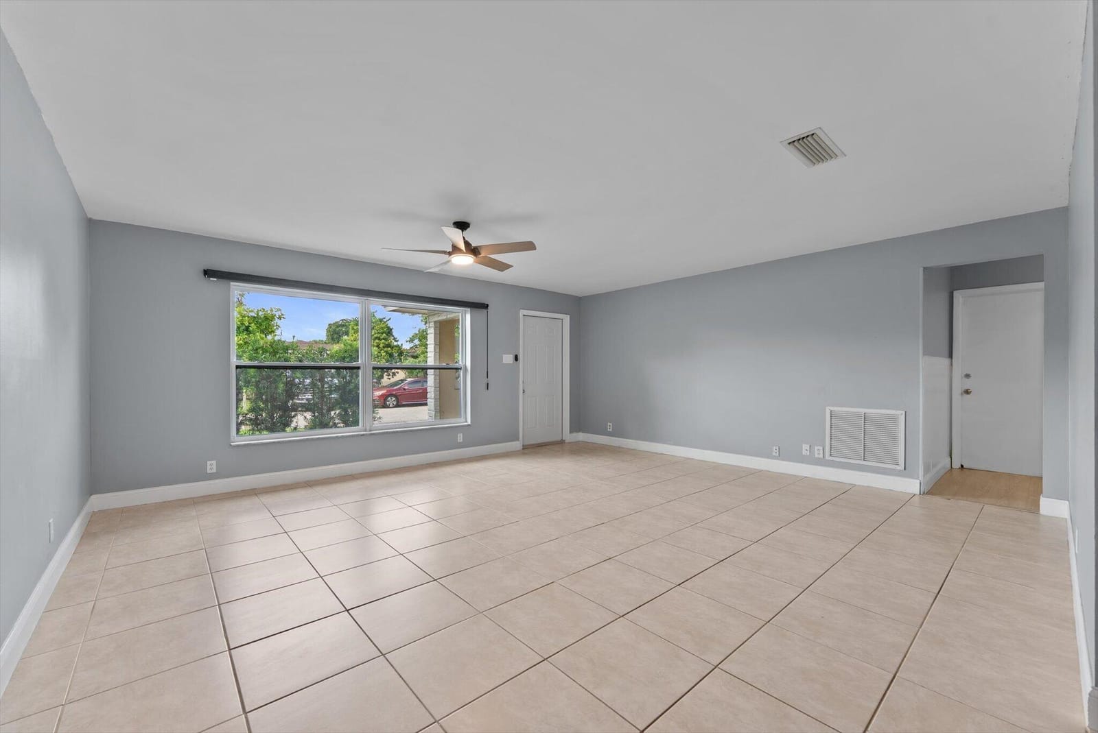 901 NW 49th Street — photo 7