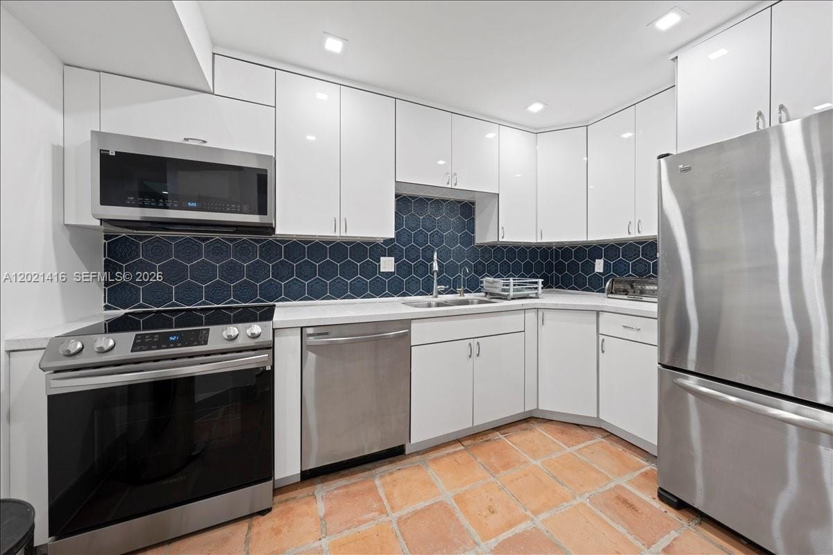 5750 Turin Street 207, Coral Gables, FL 33146 photo 17