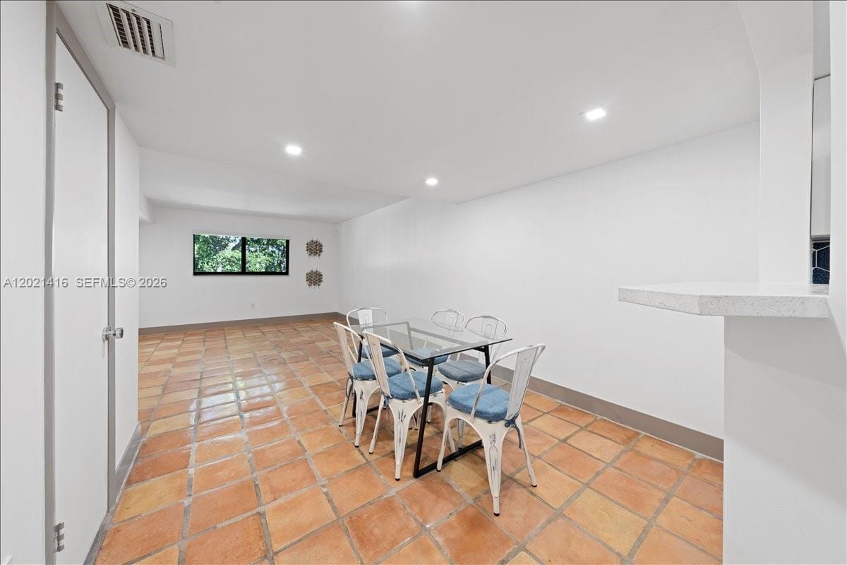 5750 Turin Street 207, Coral Gables, FL 33146 photo 7