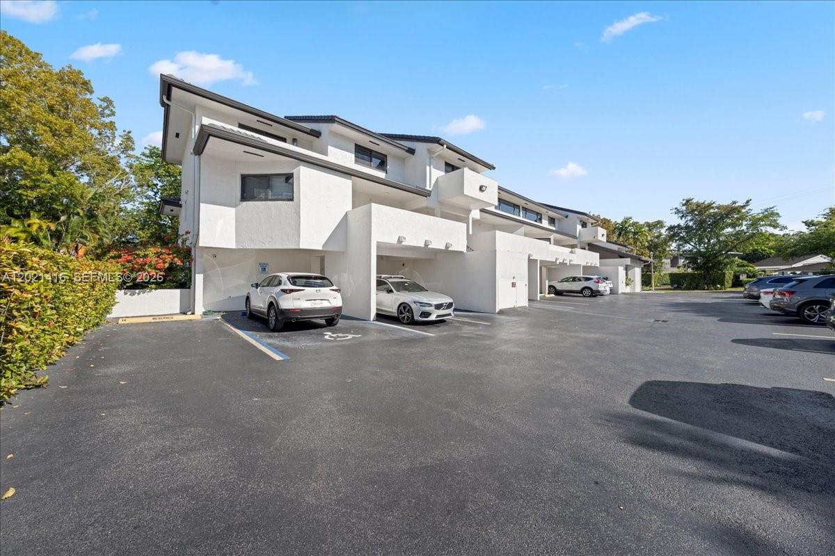 5750 Turin Street 207, Coral Gables, FL 33146, Coral Gables