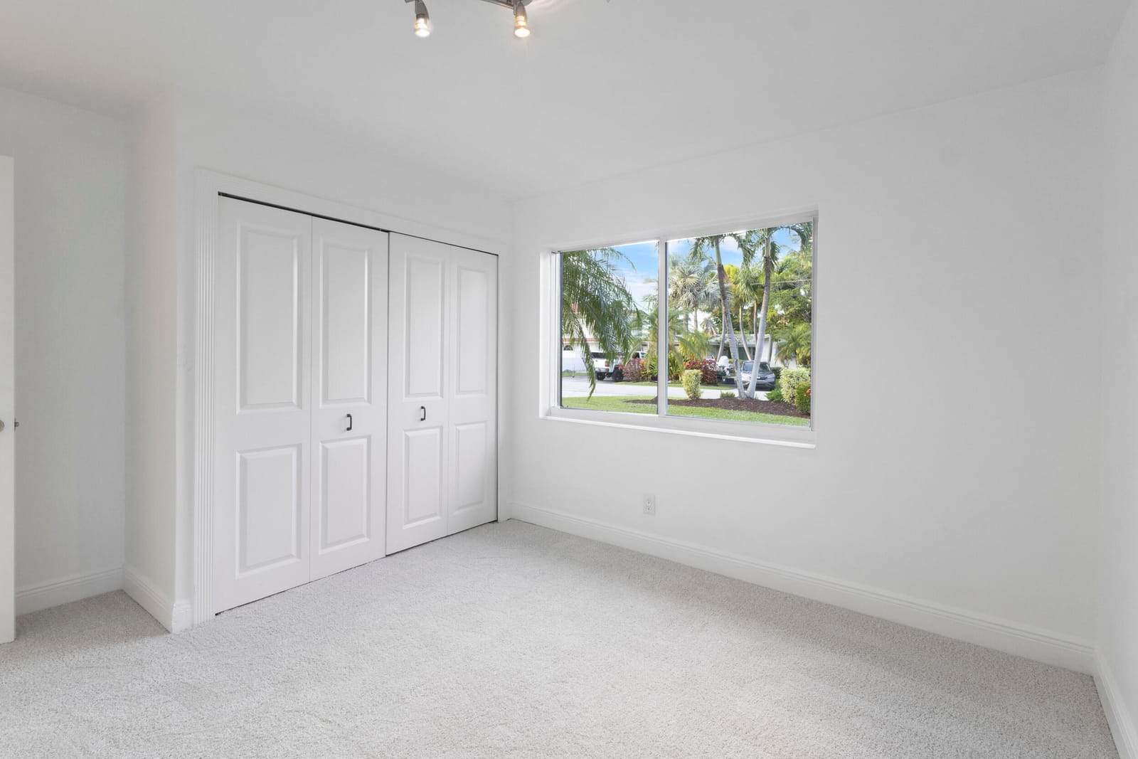2940 NE 18th Street — photo 10