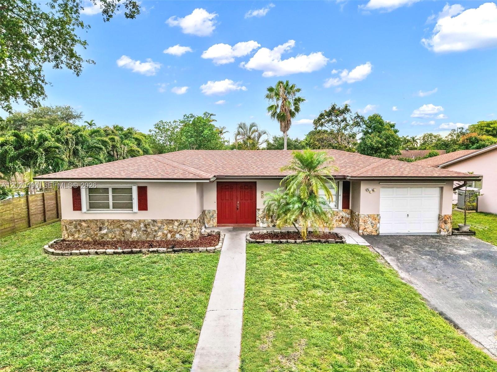 500 NW 96th Terrace, Pembroke Pines, FL 33024, Pembroke Pines