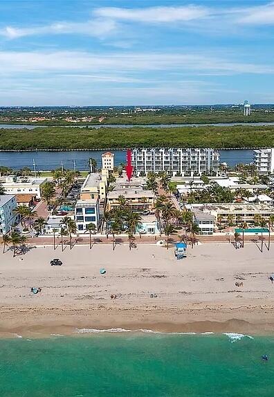 322 Harding Street B205, Hollywood, FL 33019, Hollywood