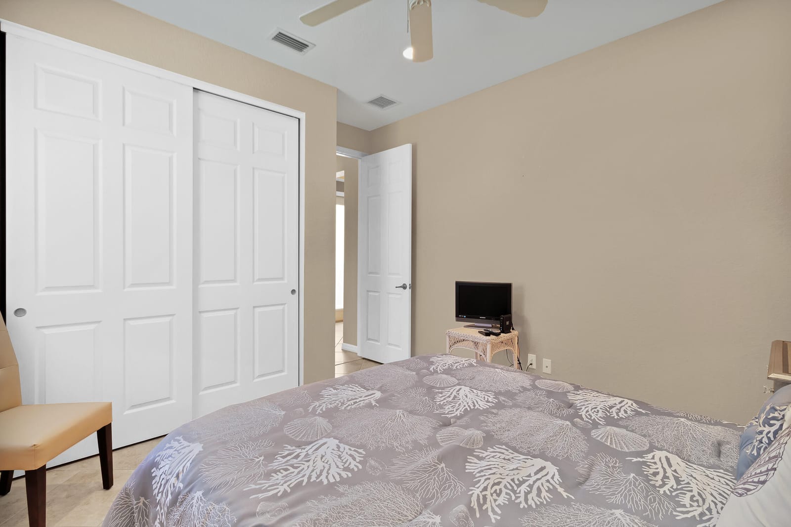 3266 Sussex Way, Vero Beach, FL 32966 photo 17