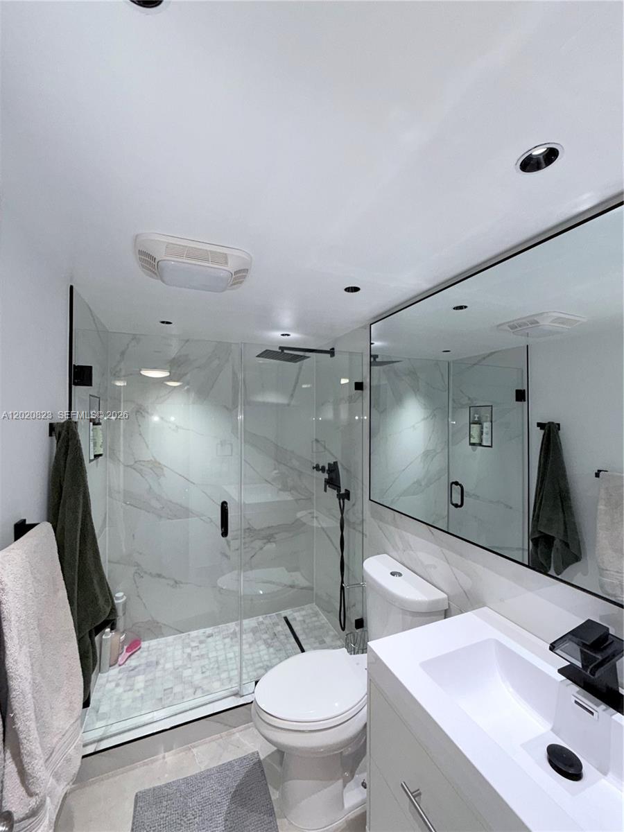 605 Oaks Drive 307, Pompano Beach, FL 33069 photo 21