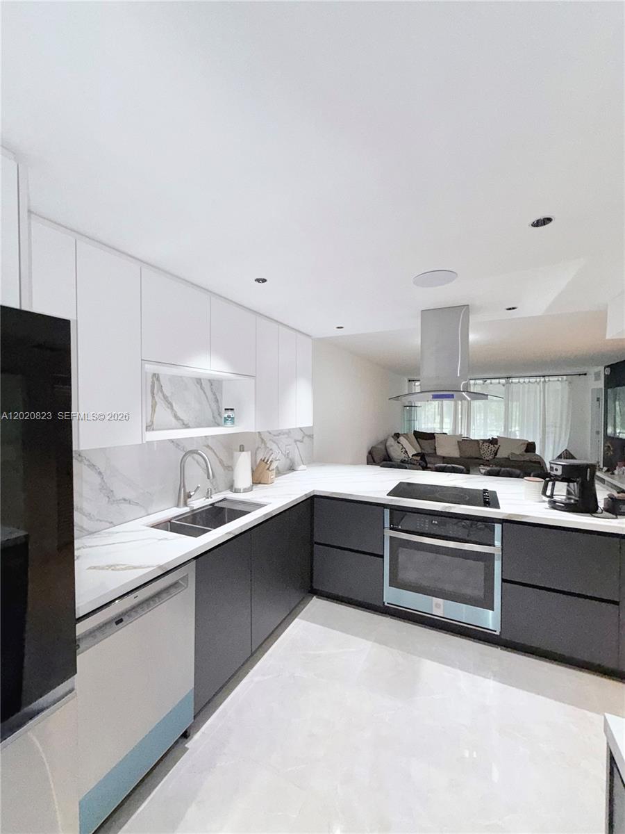 605 Oaks Drive 307, Pompano Beach, FL 33069, Pompano Beach