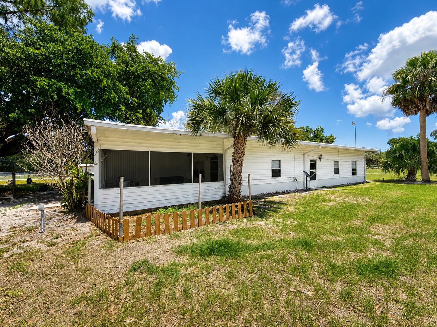 482 Palmetto Avenue, Palmdale, FL 33935, Palmdale