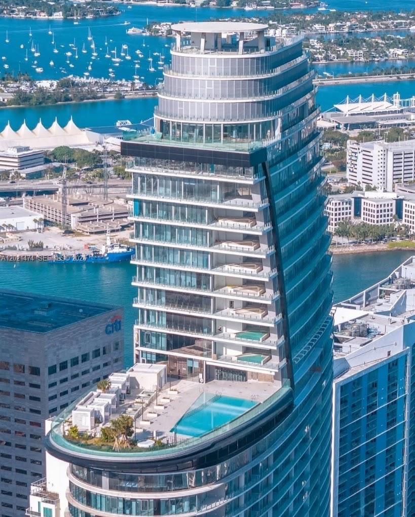 300 Biscayne Boulevard Way 2509W, Miami, FL 33131, Miami
