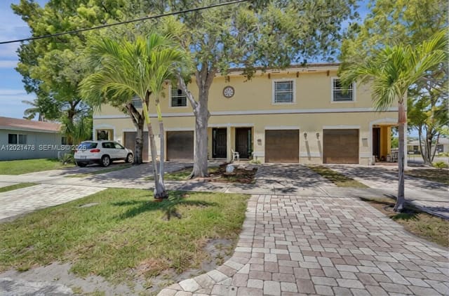 1247 NE 23rd Avenue, Pompano Beach, FL 33062
