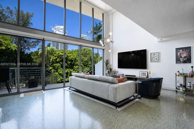 245 Michigan Avenue LG-5, Miami Beach, FL 33139