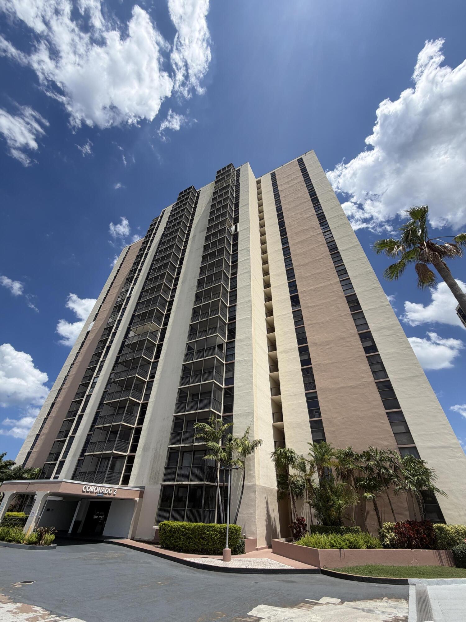 20301 W Country Club Drive 329, Aventura, FL 33180, Aventura