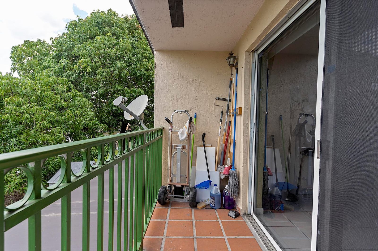 700 SE 9th Court 206, Hialeah, FL 33010 photo 26