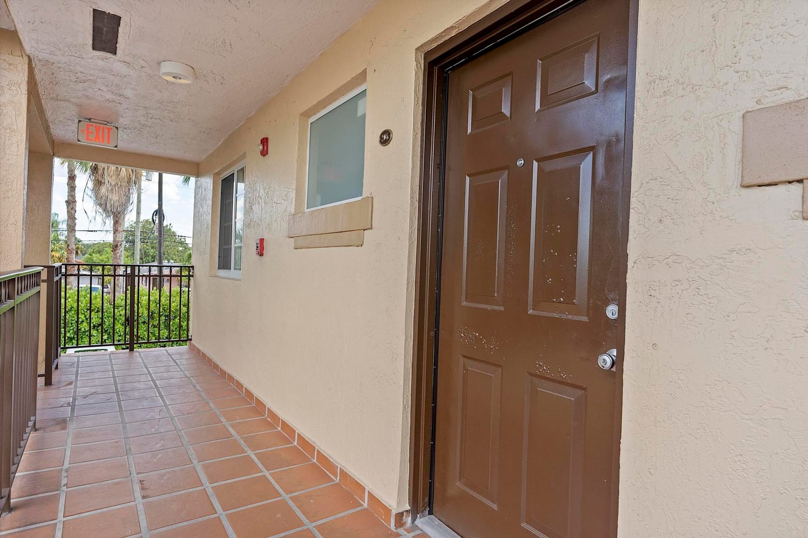 700 SE 9th Court 206, Hialeah, FL 33010 photo 6