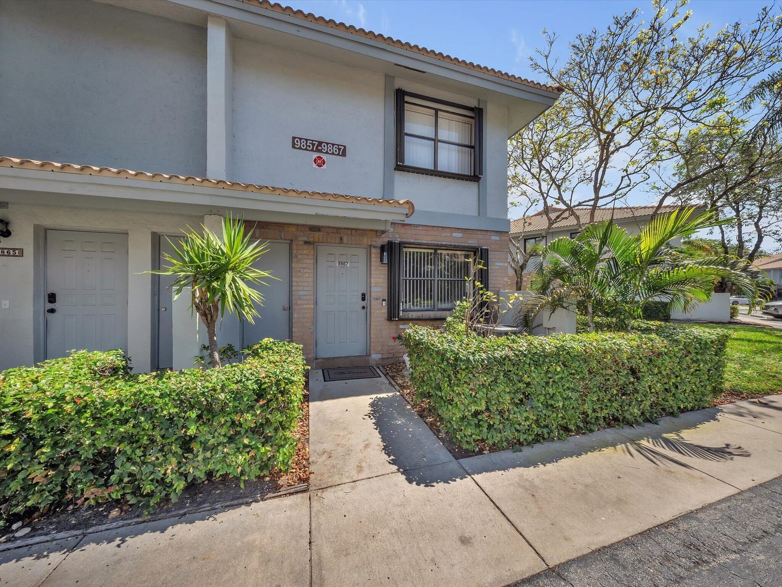 9867 Riverside Drive, Coral Springs, FL 33071 photo 2